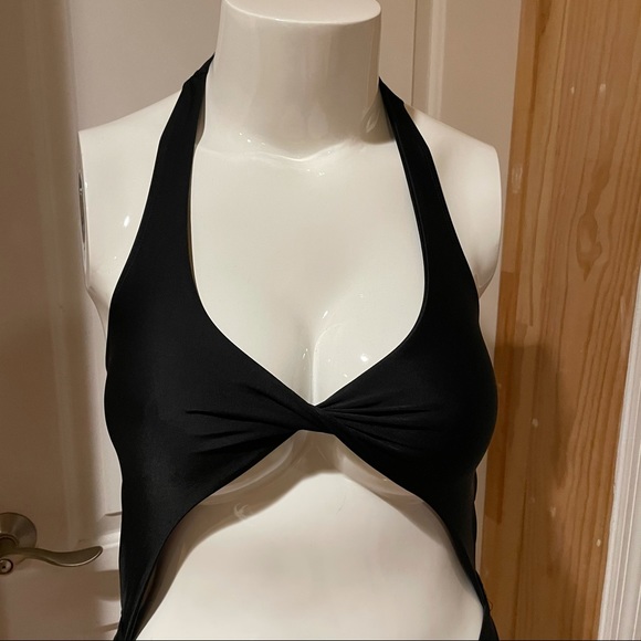 Betty Jade Swim black onepiece swimsuit - Picture 2 of 5